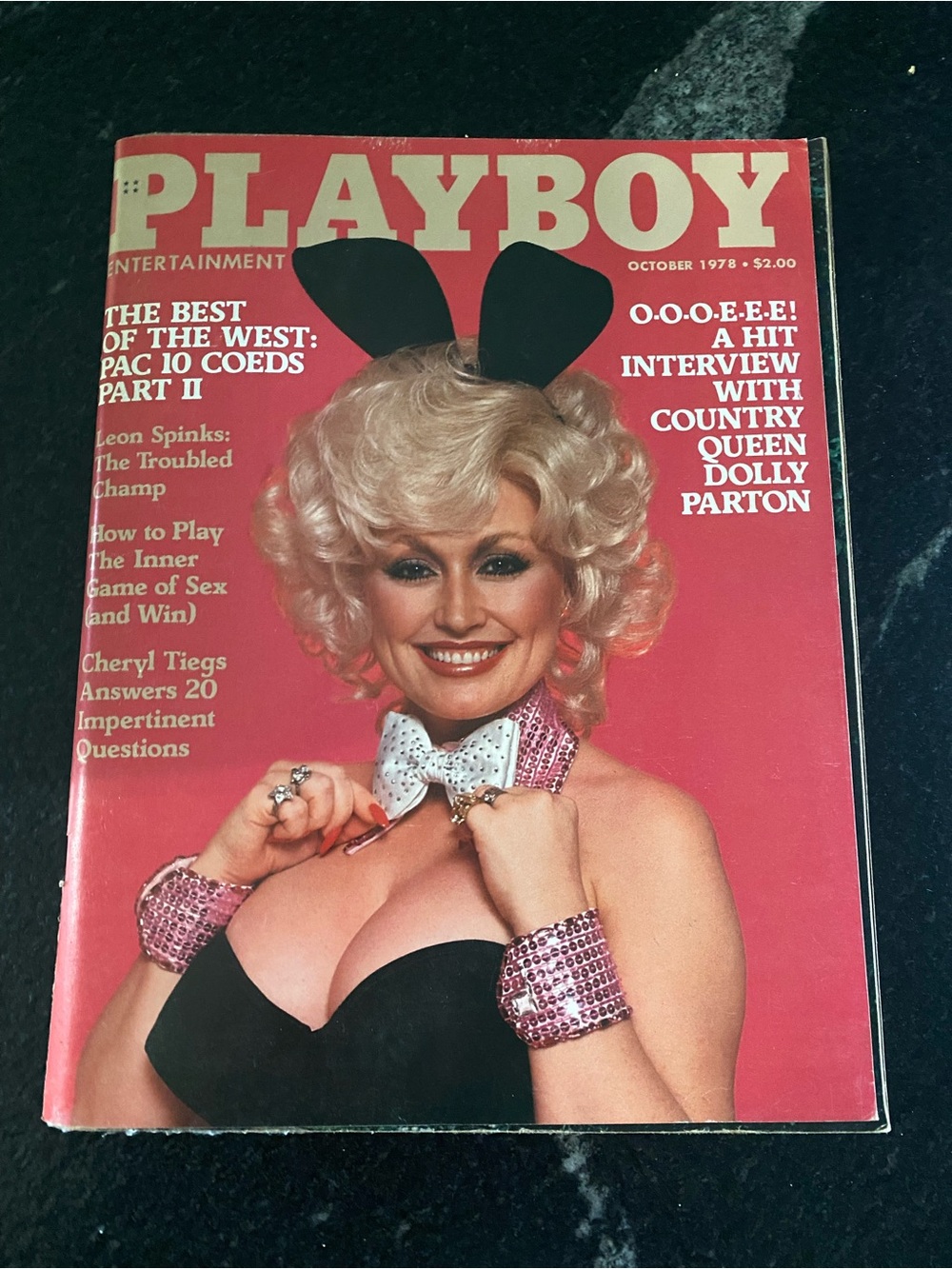 Dolly Parton Magazine